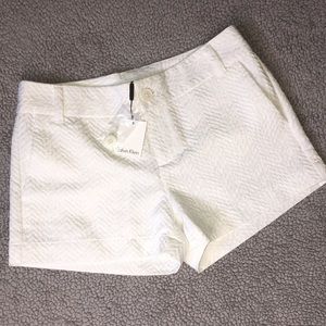 Calvin Klein 🤍White Shorts🤍